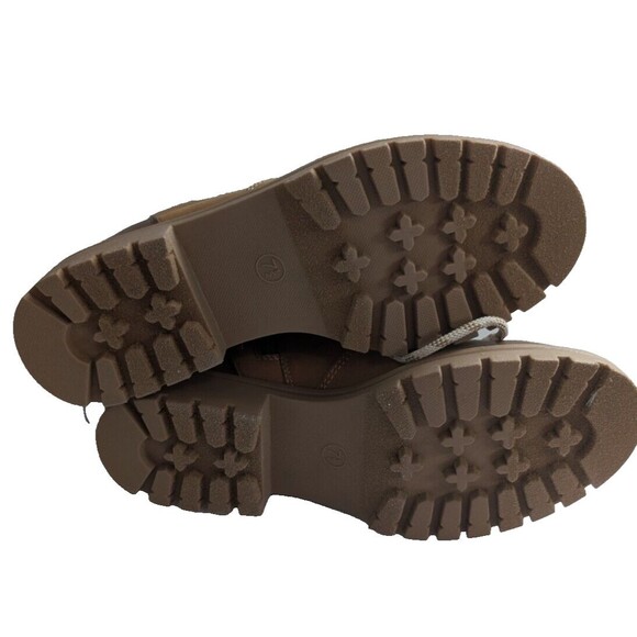 Women's Falls creek boots Color Ashlynn Camel Size 7.5 M - Picture 5 of 6